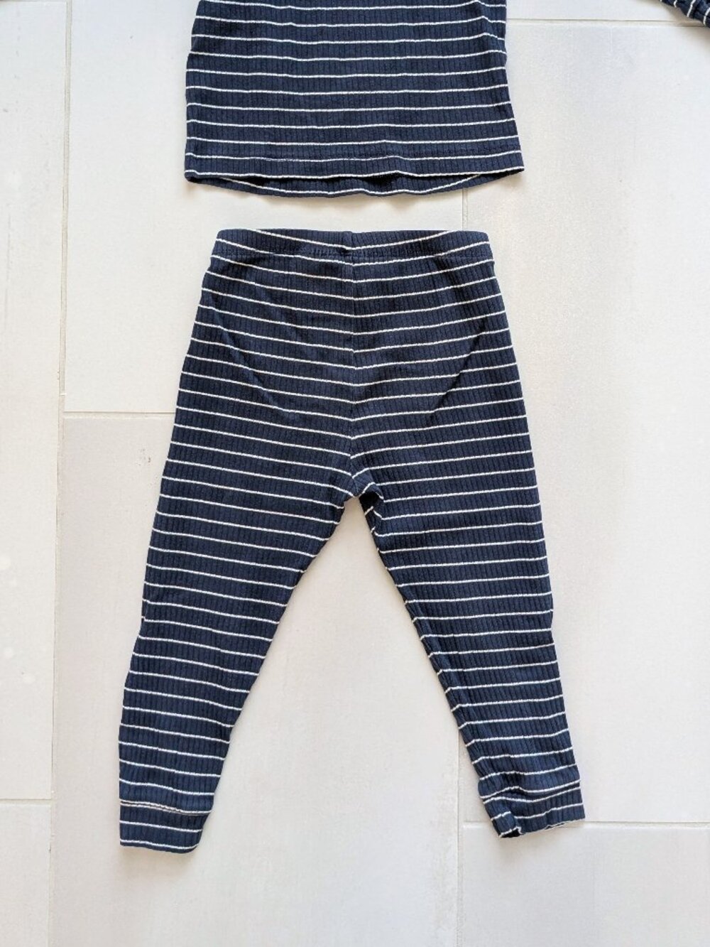 (4/$20) H&M - Ribbed Cotton Set - Picture 9 of 10
